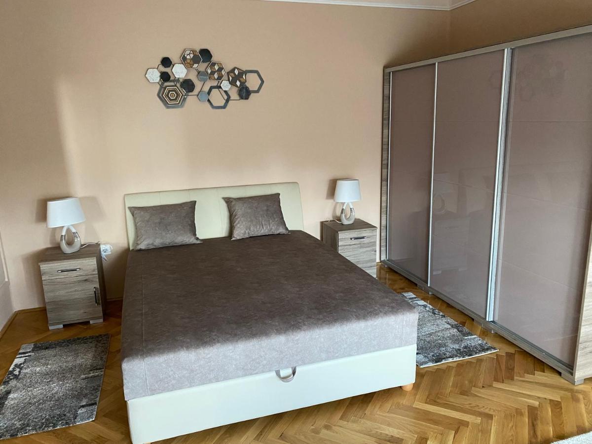 Apartmán Sarga-Kek Haz Vonyarcvashegy Exteriér fotografie