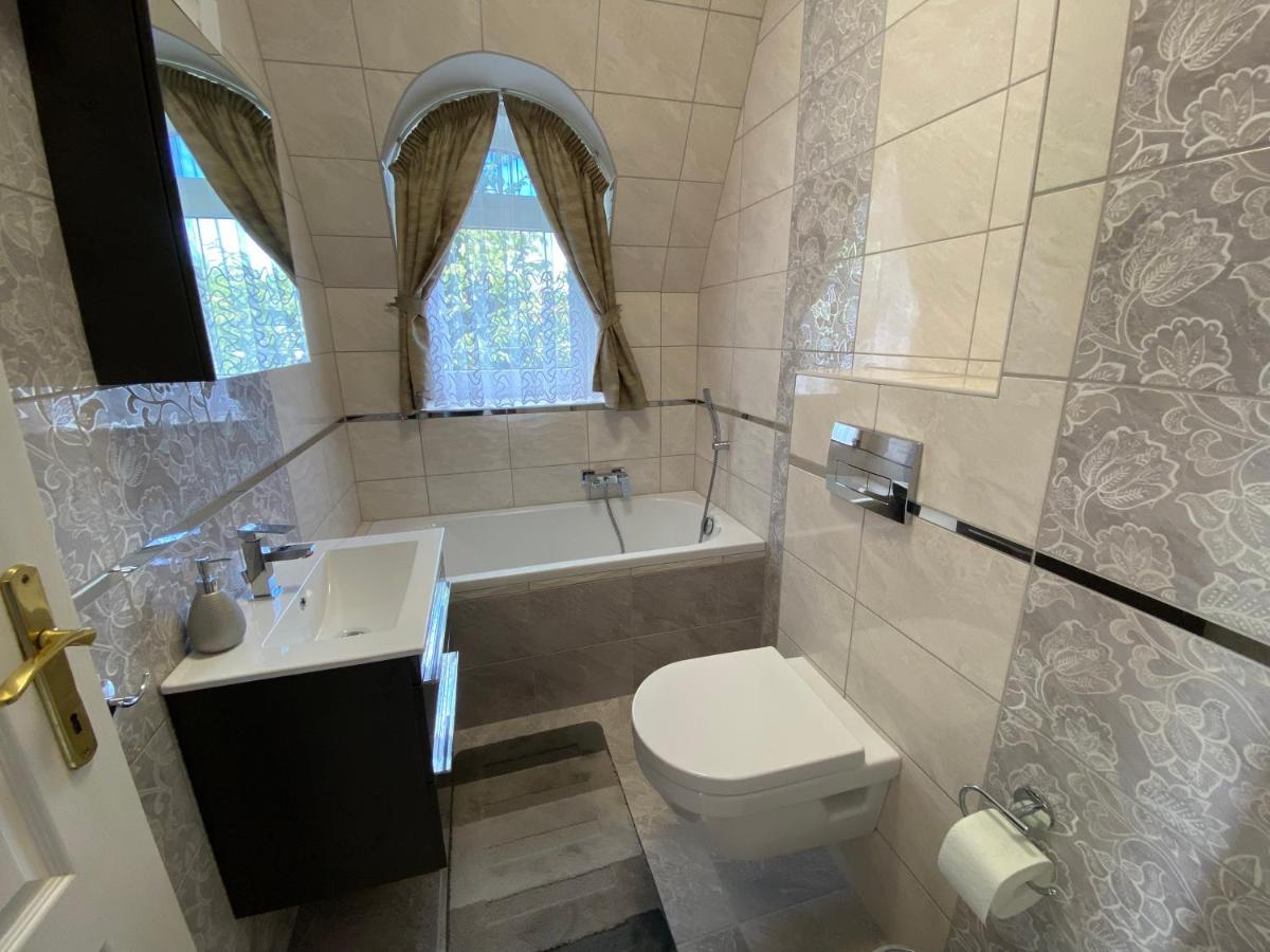 Apartmán Sarga-Kek Haz Vonyarcvashegy Exteriér fotografie