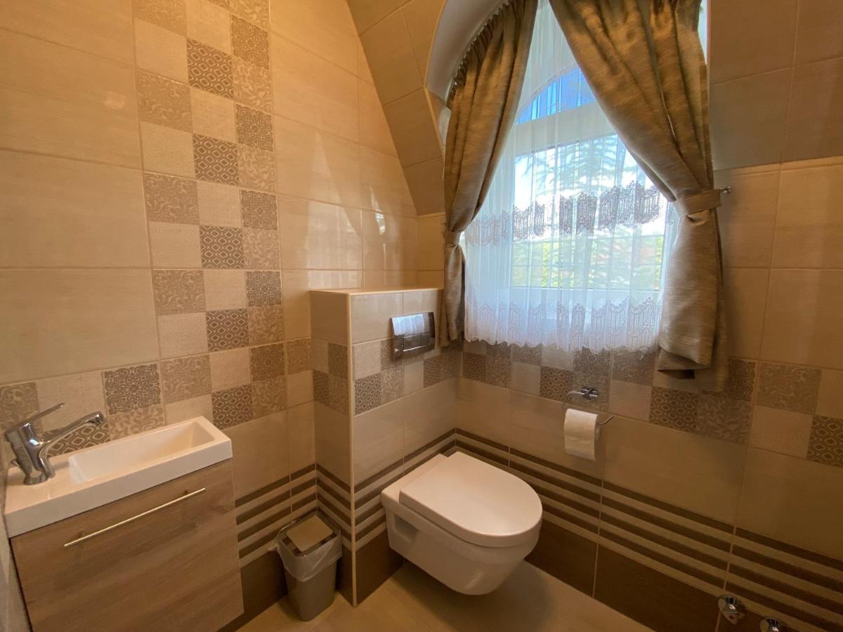 Apartmán Sarga-Kek Haz Vonyarcvashegy Exteriér fotografie